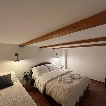 Alloggio per agriturismo Feudo Tudia *